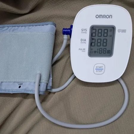 Omron HEM-7121J Digital Blood Pressure Monitor
