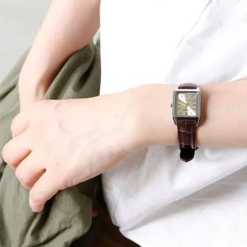 Casio LTP-V007L-9EUDF Ladies Leather Belt Watch