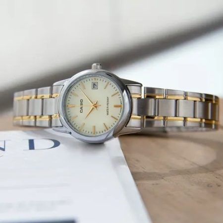 Casio LTP-V002SG-9AUDF Ladies Chain Watch